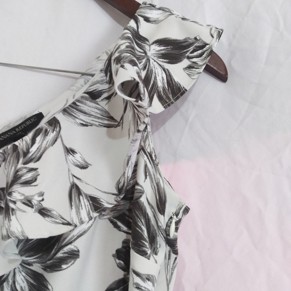 Banana Republic white floral dress - Picture 4 of 5